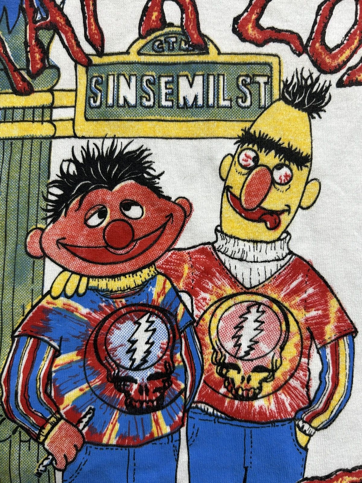 Vintage Vintage 90s Grateful Dead Sesame Street Parody Tee USA Drug Size US L / EU 52-54 / 3 - 3 Thumbnail