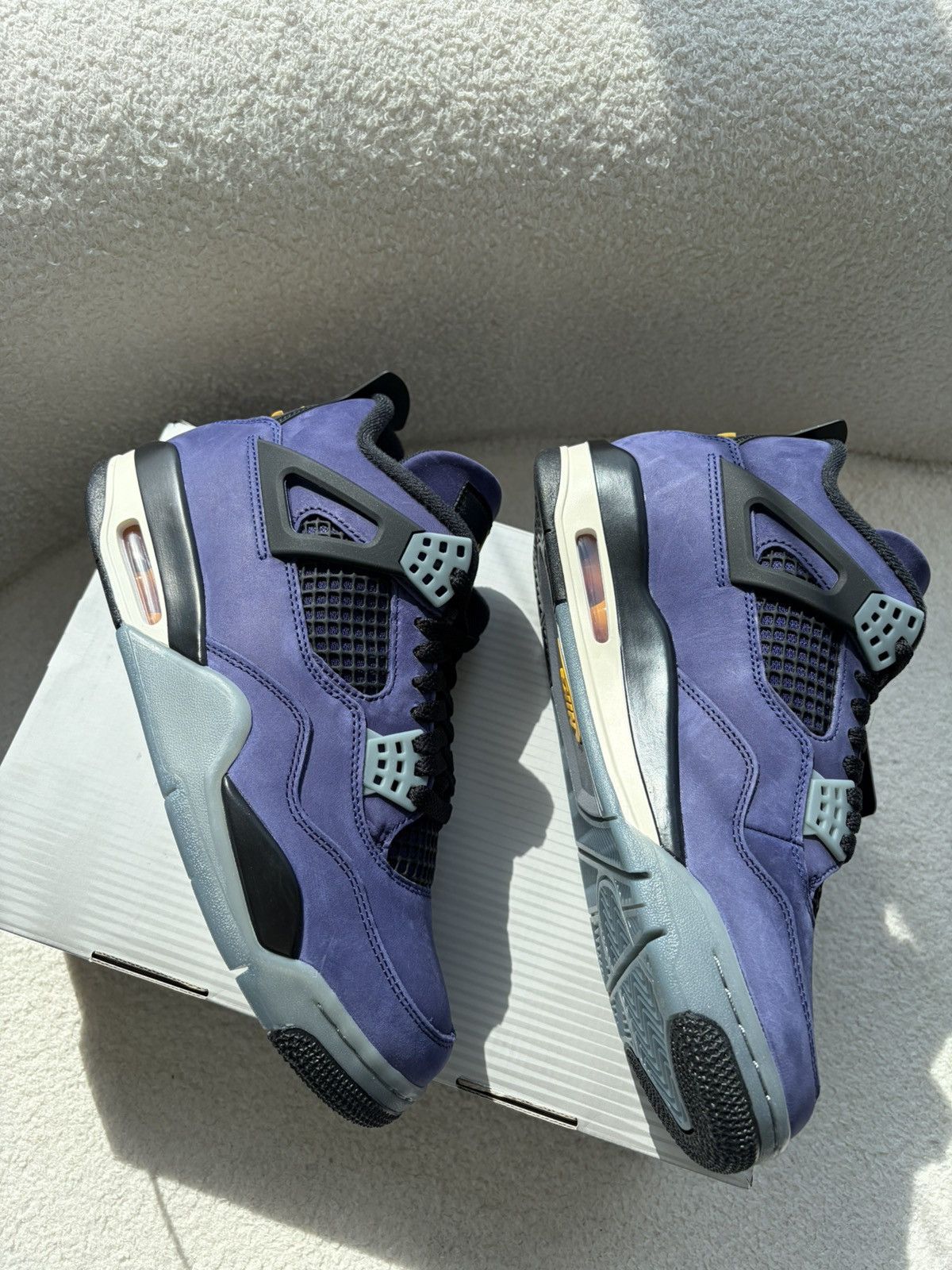 Jordan Brand Jordan Retro 4 Lakers Size US 8 / EU 41 - 3 Thumbnail