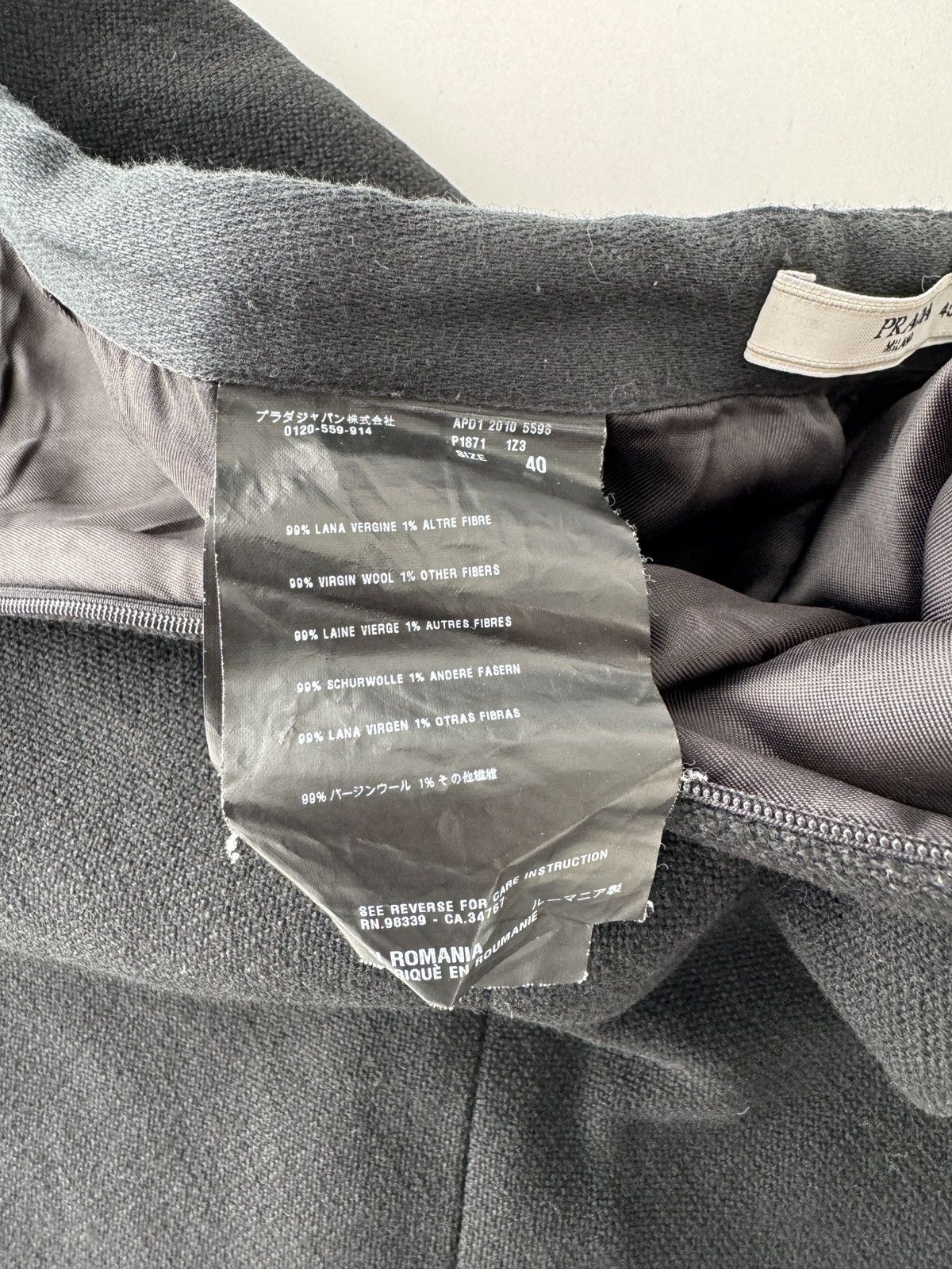 Prada Prada Skirt Size 27" / US 4 / IT 40 - 5 Thumbnail