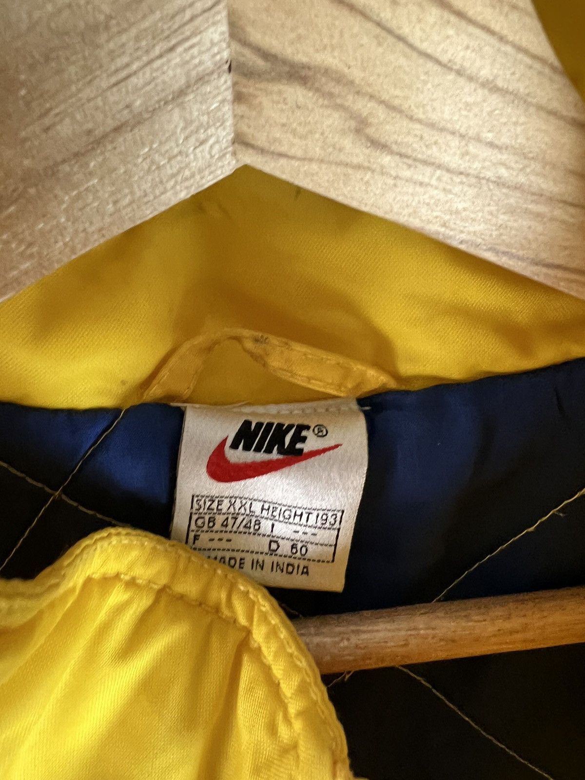90s NIKE center logo yellow nylon jacket Nike × Streetwear