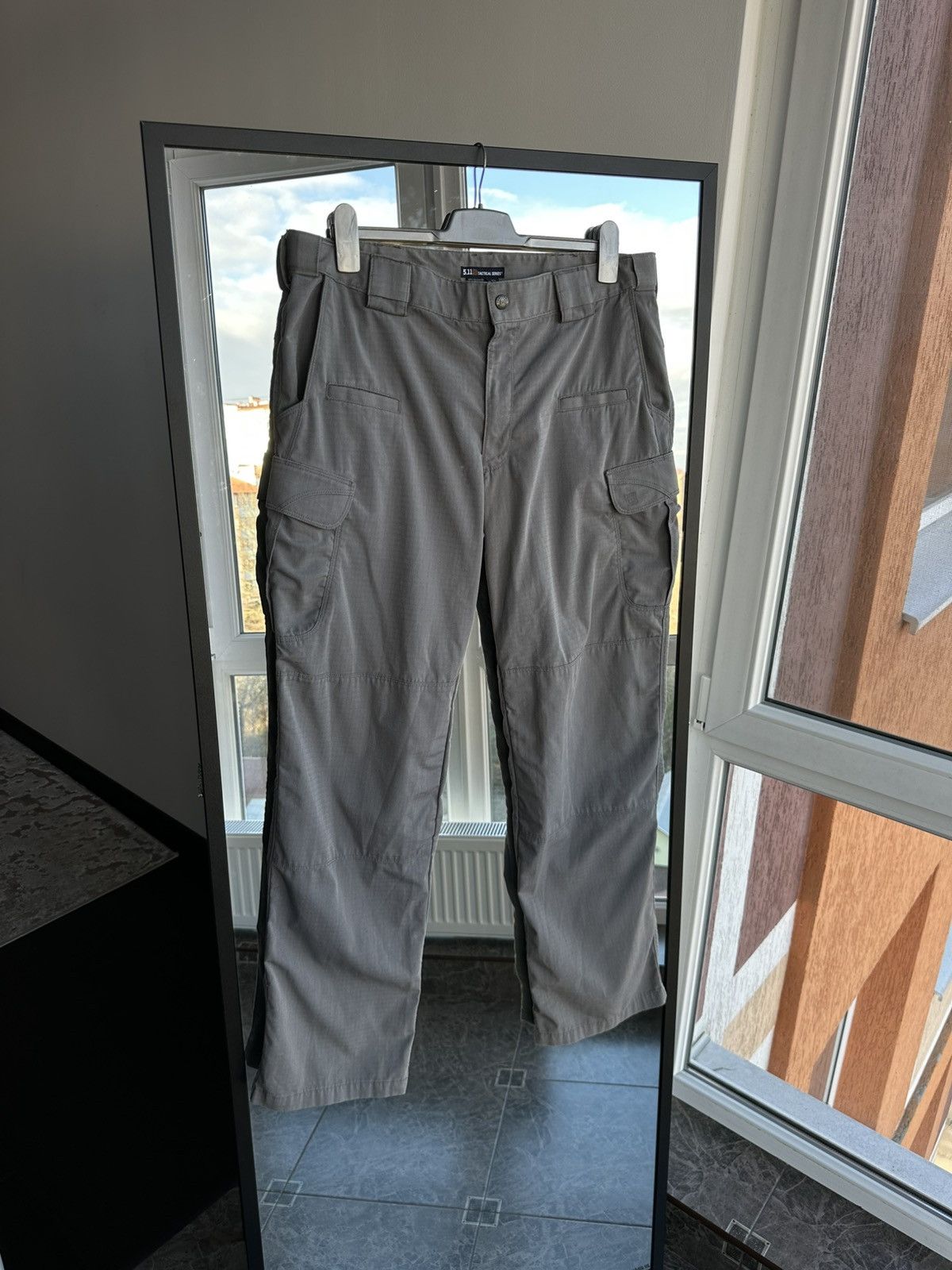 5.11 5.11 Tactical Series Men’s Cargo Pants – W36 L34 Size US 36 / EU 52 - 1 Thumbnail