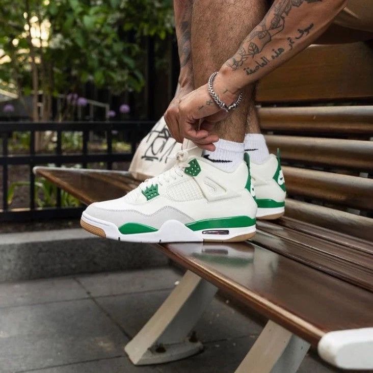 Nike SB Nike SB x Air Jordan 4 Pine Green used 9/10 SIZE 10US NO BOX Size US 10 / EU 43 - 8 Thumbnail