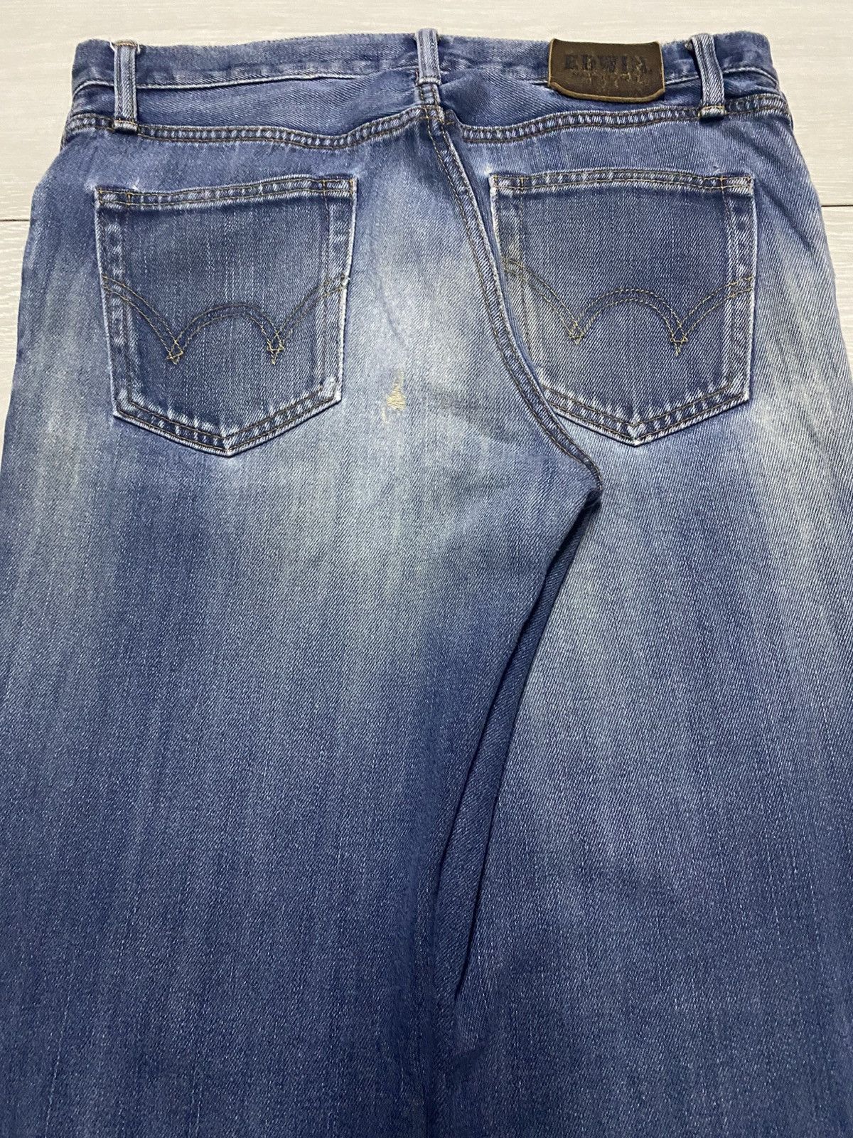 Edwin Vintage Edwin 503 Faded Wash Distressed Slim Fit Jeans Size US 32 / EU 48 - 4 Thumbnail