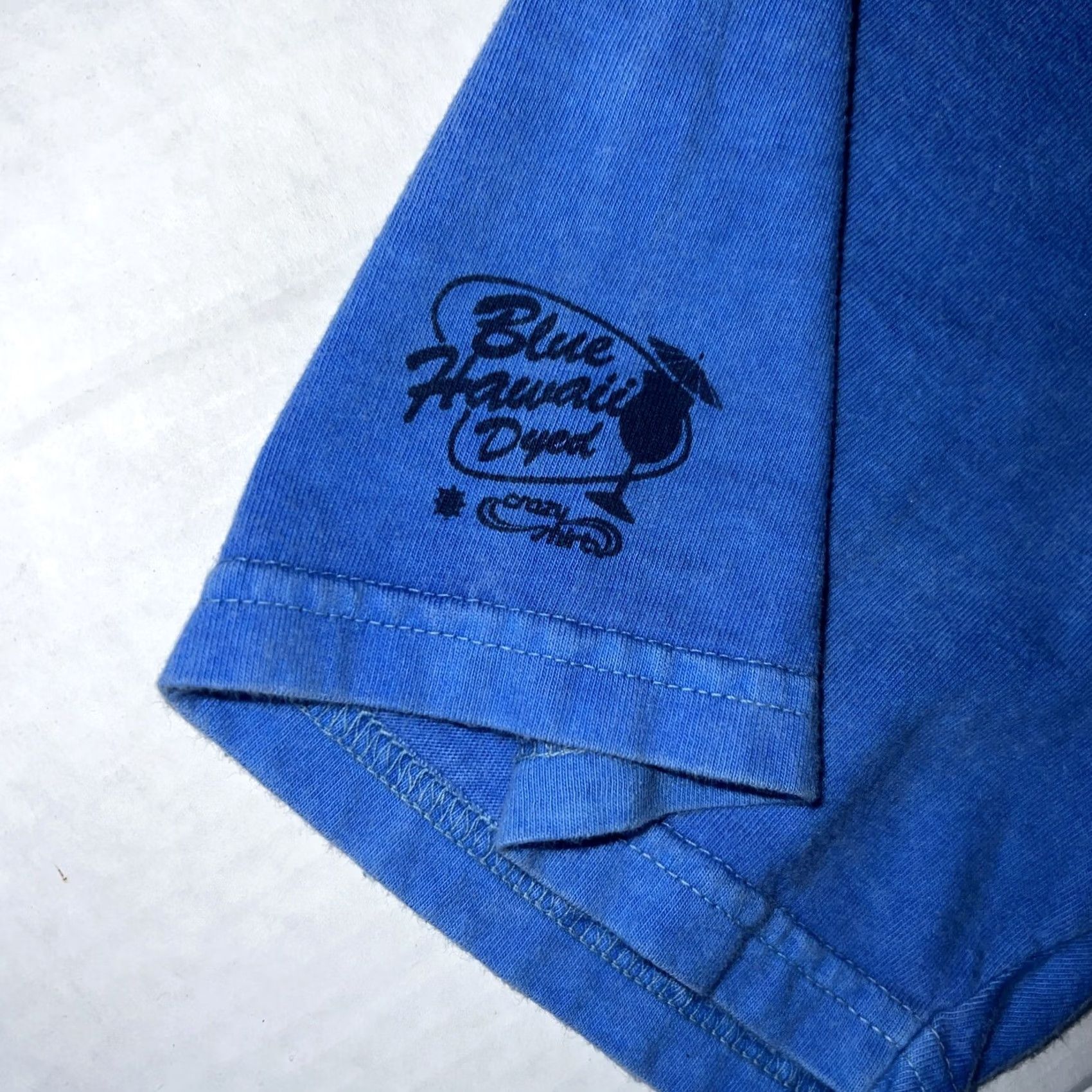 Vintage Hawaii Five-O Crazy Shirts T-Shirt Logo Graphic Print Vintage L Blue Mens Regular Short Sleeve Crew Neck Shirt Size US L / EU 52-54 / 3 - 4 Thumbnail
