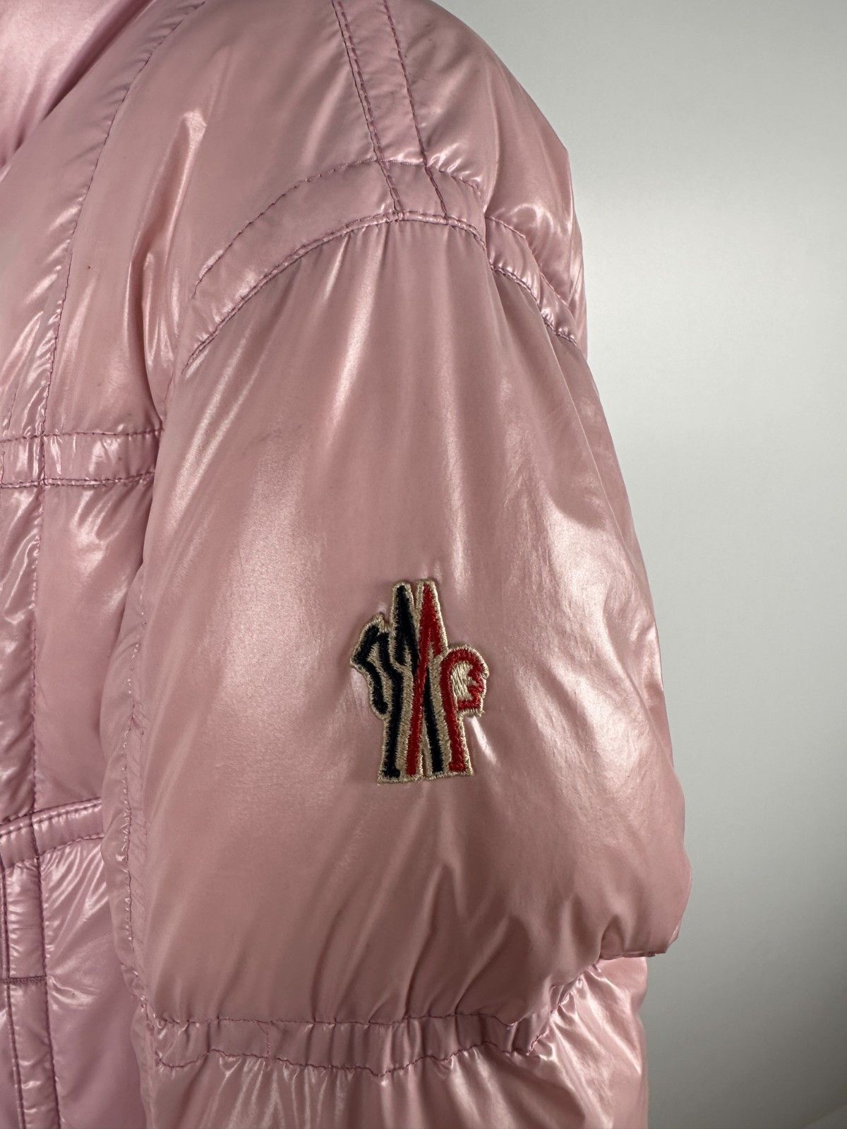 Moncler Grenoble Moncler Grenoble Down Puffer Jacket Pink Size Kids 12 Years Size XS / US 0-2 / IT 36-38 - 6 Thumbnail