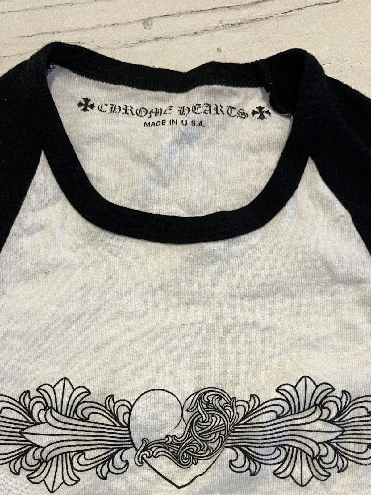 T-shirt Femme Chrome Hearts Baby Tee - Taille L, Couleur Blanc, Occasion Parfait état