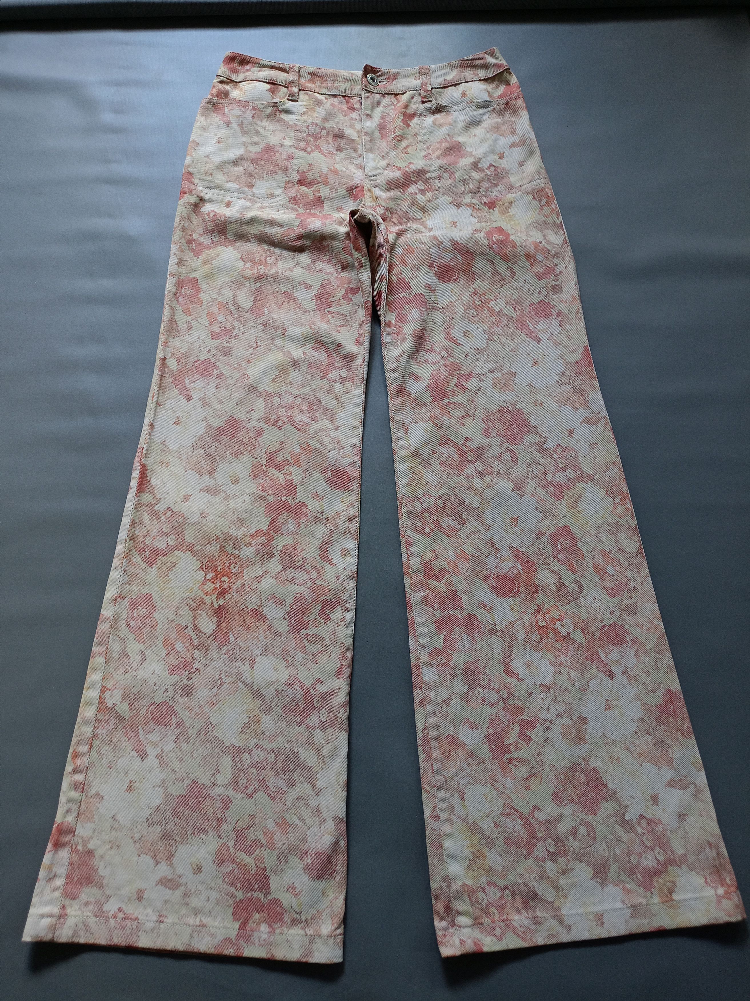 Michel Klein Michel Klein Floral Flare Pants Size 27" / US 4 / IT 40 - 1 Thumbnail