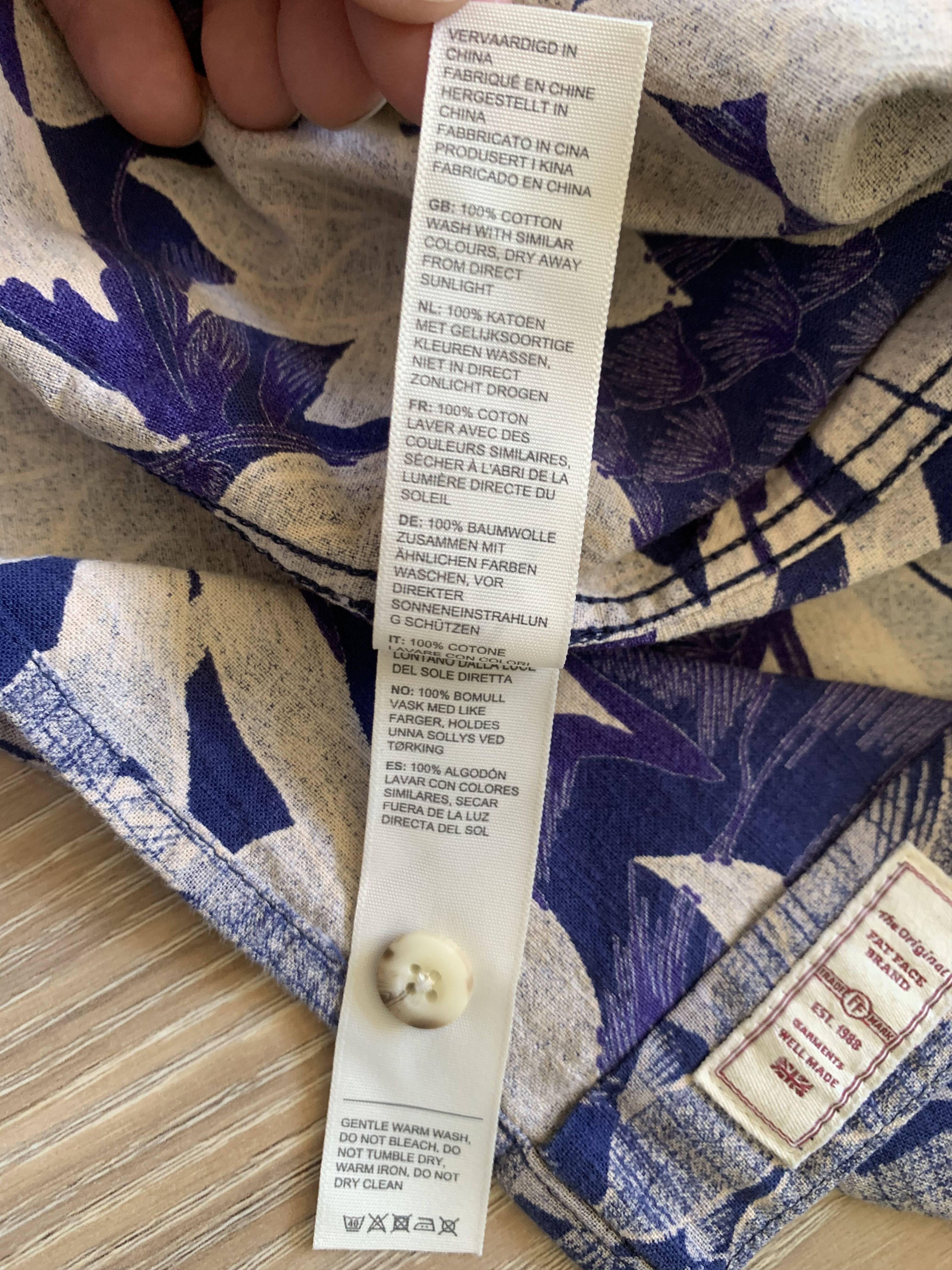 FatFace Fat Face Mens Cotton Hawaiian Shirt Size US S / EU 44-46 / 1 - 7 Thumbnail