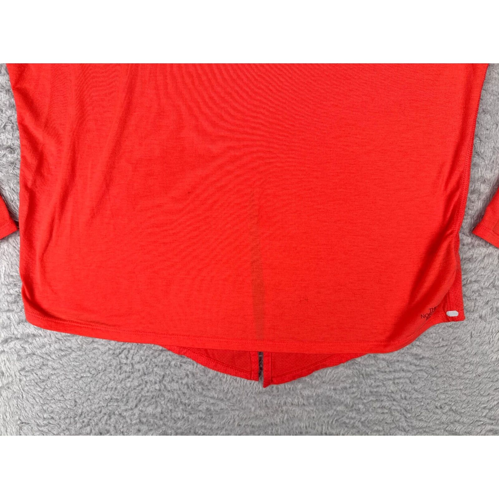 The North Face The North Face Shirt Women Medium Red Long Sleeve Crew Polyester Blend READ Size M / US 6-8 / IT 42-44 - 5 Thumbnail