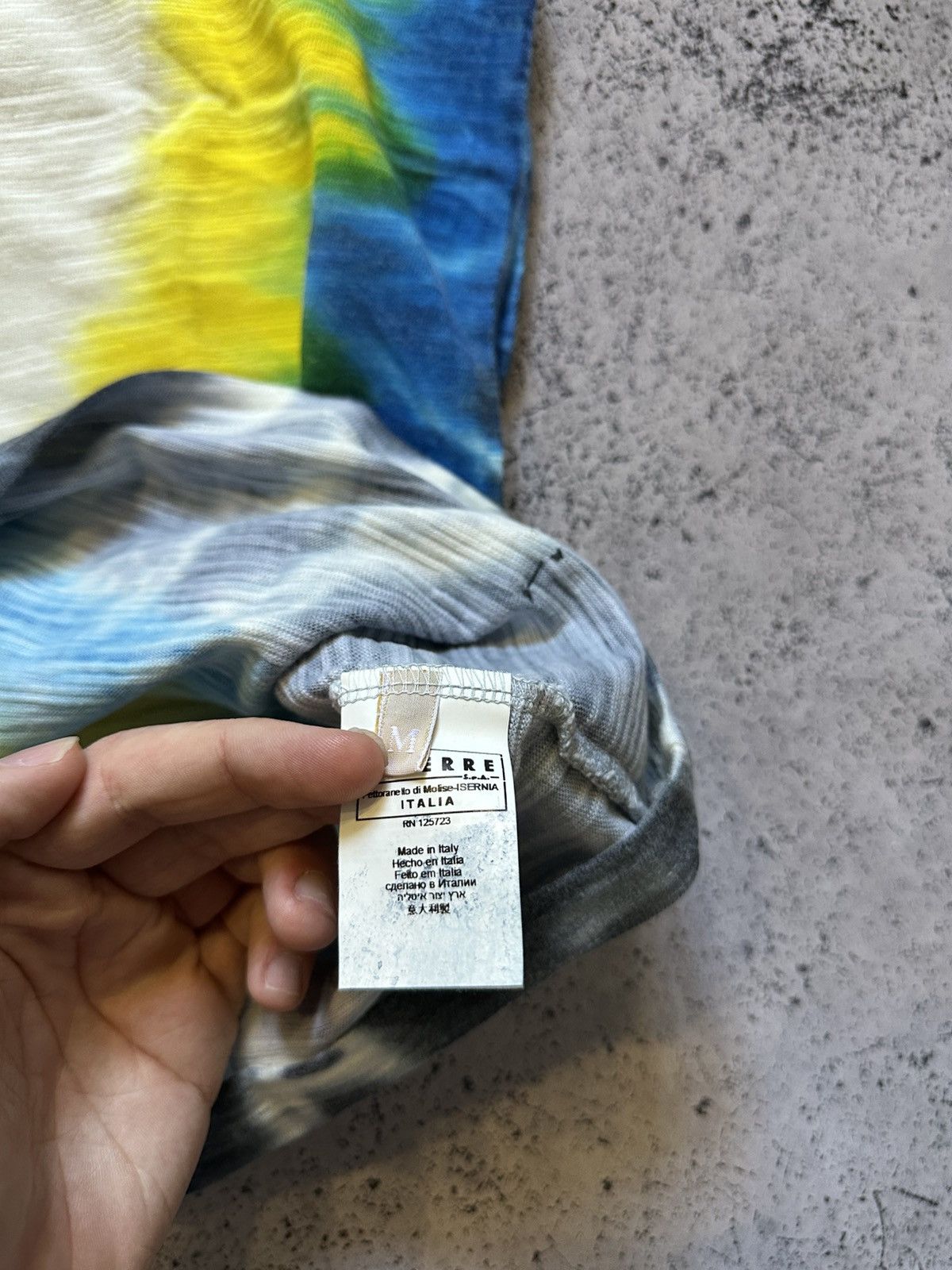 John Galliano × Vintage Vintage Galliano Tie Die T-shirt Luxury Tee V neck Y2K USA Size US M / EU 48-50 / 2 - 5 Thumbnail