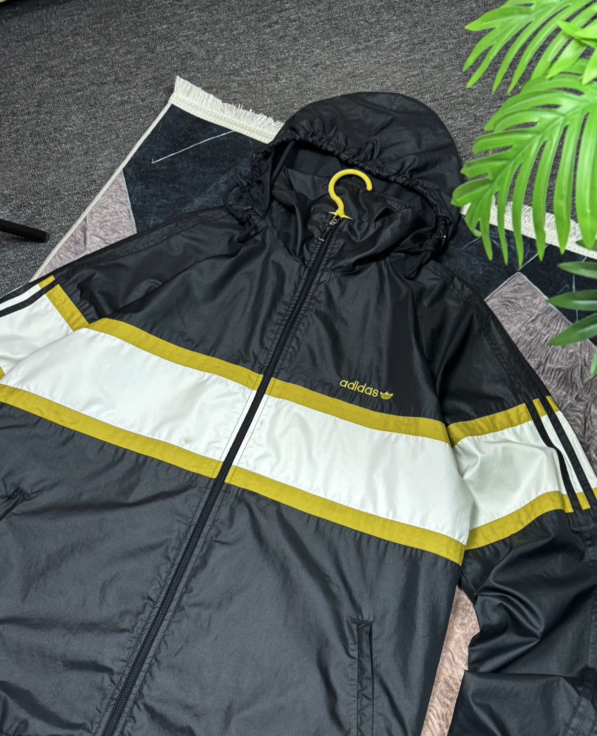Adidas Adidas Vintage jacket y2k style size XL Size US XL / EU 56 / 4 - 8 Thumbnail