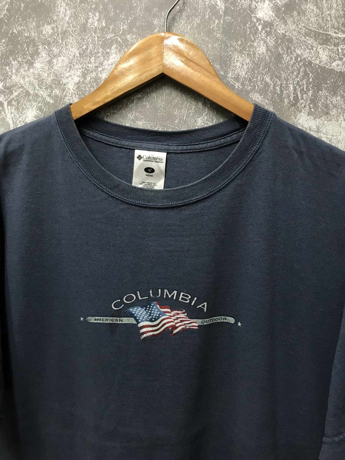 Columbia Vintage Columbia Outdoor Sports Tee Size US L / EU 52-54 / 3 - 2 Thumbnail