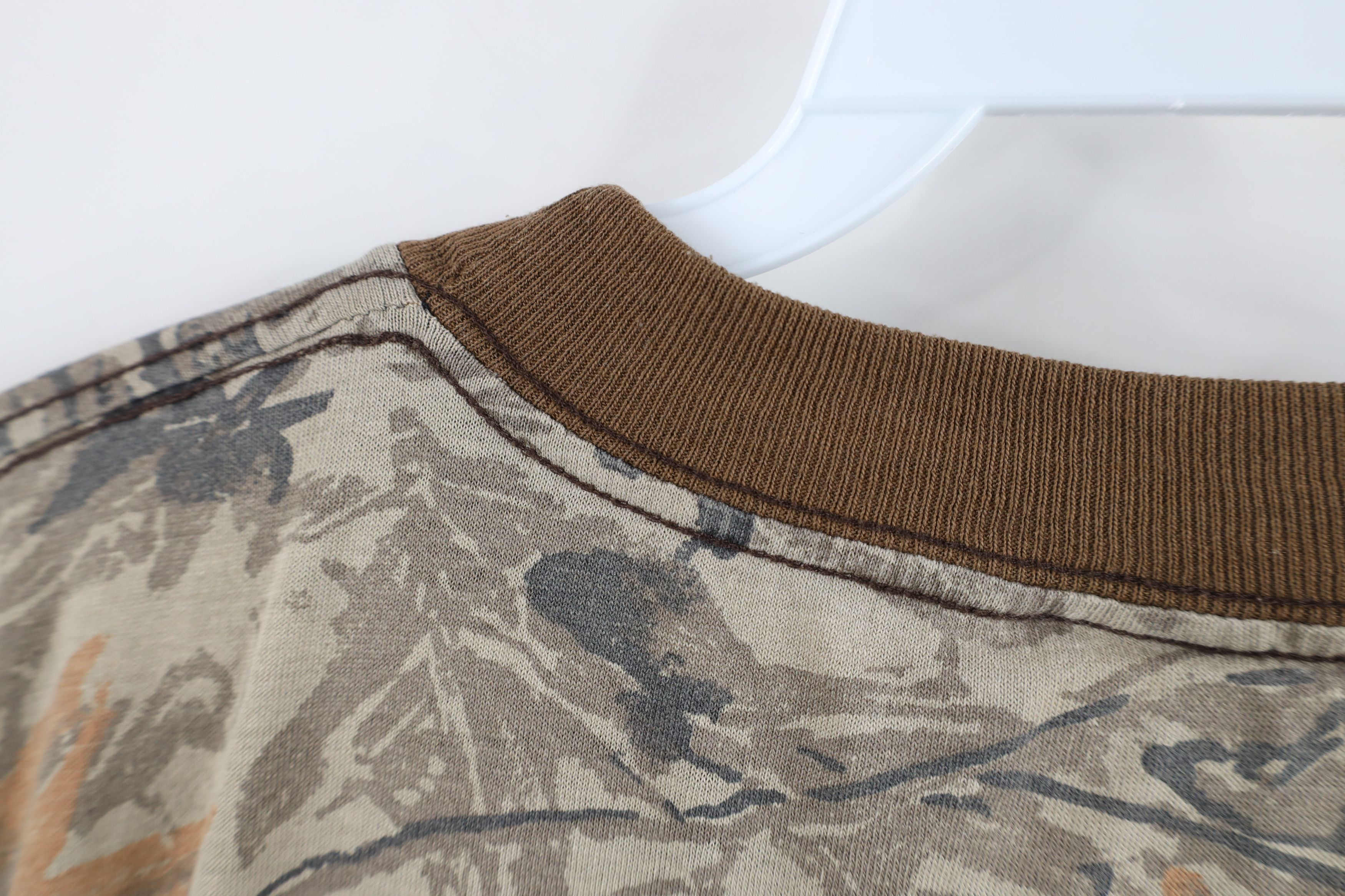 Vintage Vintage 90s Streetwear Camouflage Pocket T-Shirt USA Size US XXL / EU 58 / 5 - 9 Thumbnail