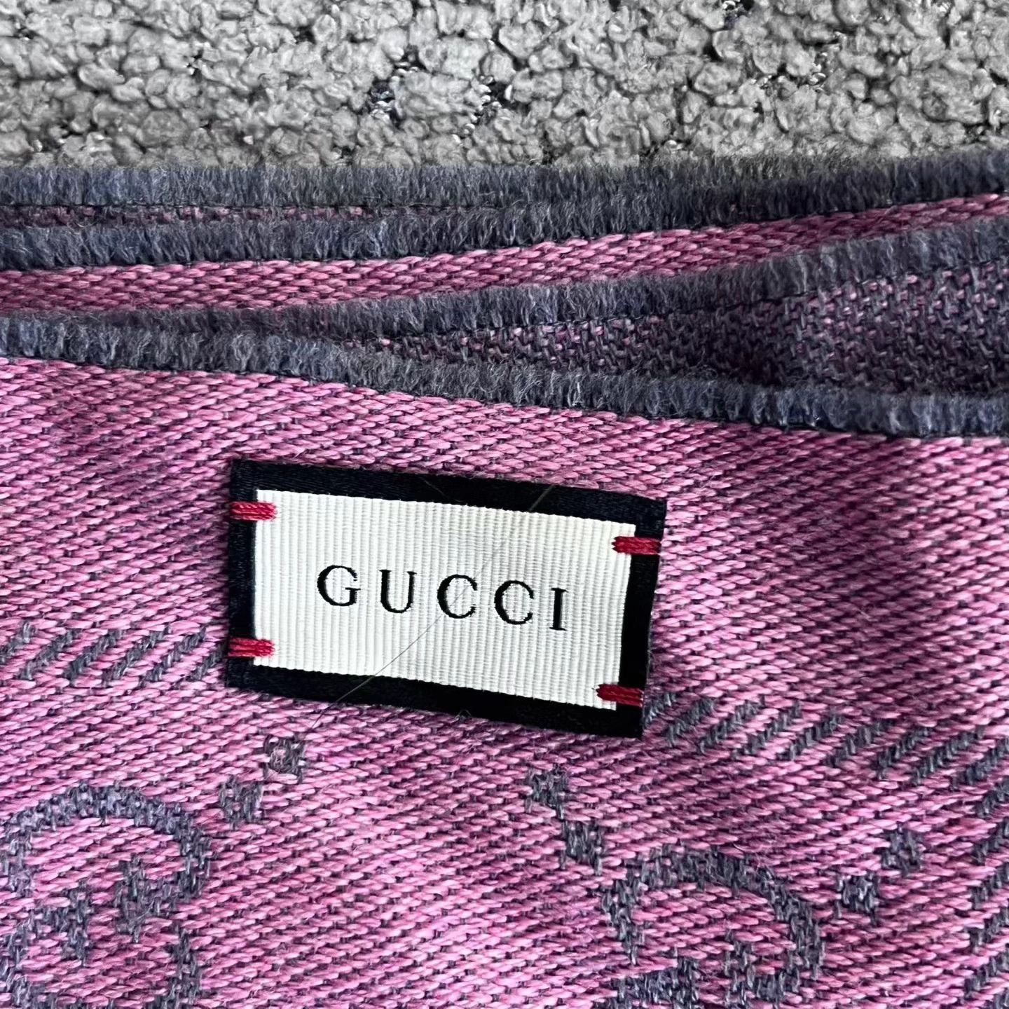 Gucci Gucci Gray Pink GG Tassel Wool Scarf Size ONE SIZE - 2 Thumbnail