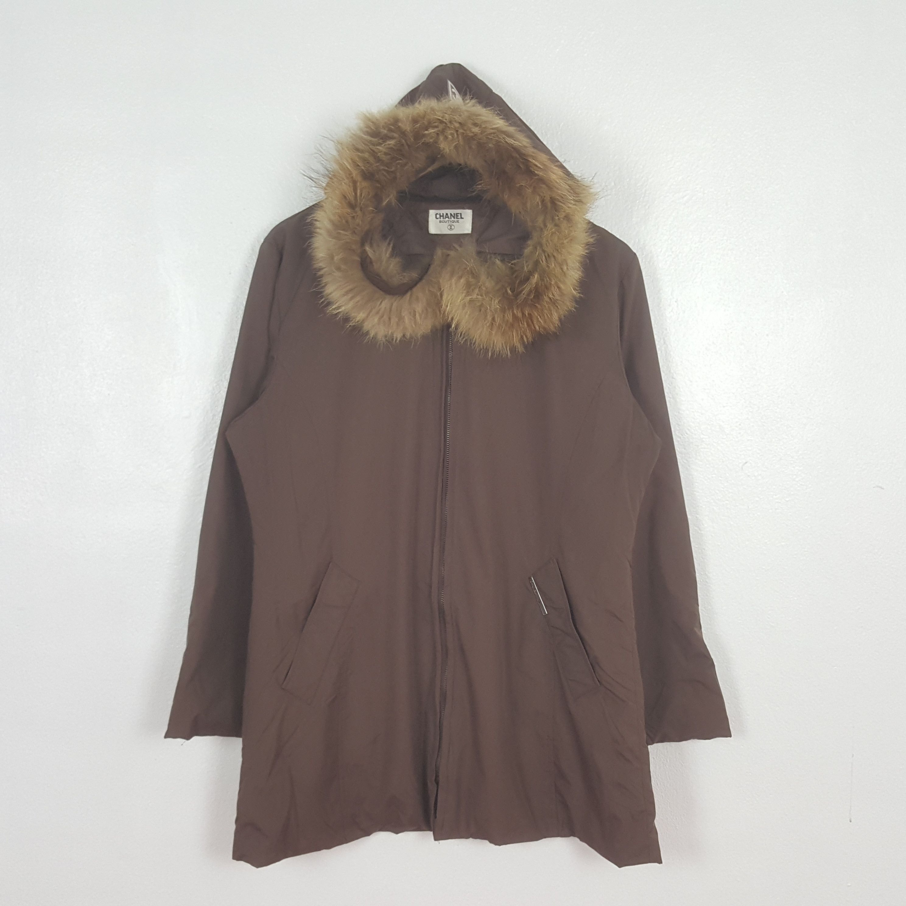 Chanel Vintage Chanel Italian Brand Winter Hoodies Jacket C313N11 Size US S / EU 44-46 / 1 - 1 Thumbnail