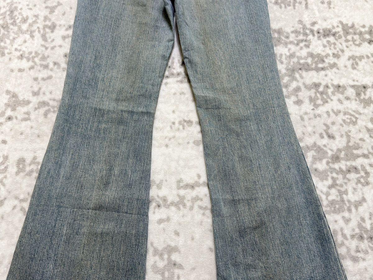 Von Dutch Von Dutch Flared Jeans Low Rise Bell Bottom Archive Denim Size US 30 / EU 46 - 14 Thumbnail
