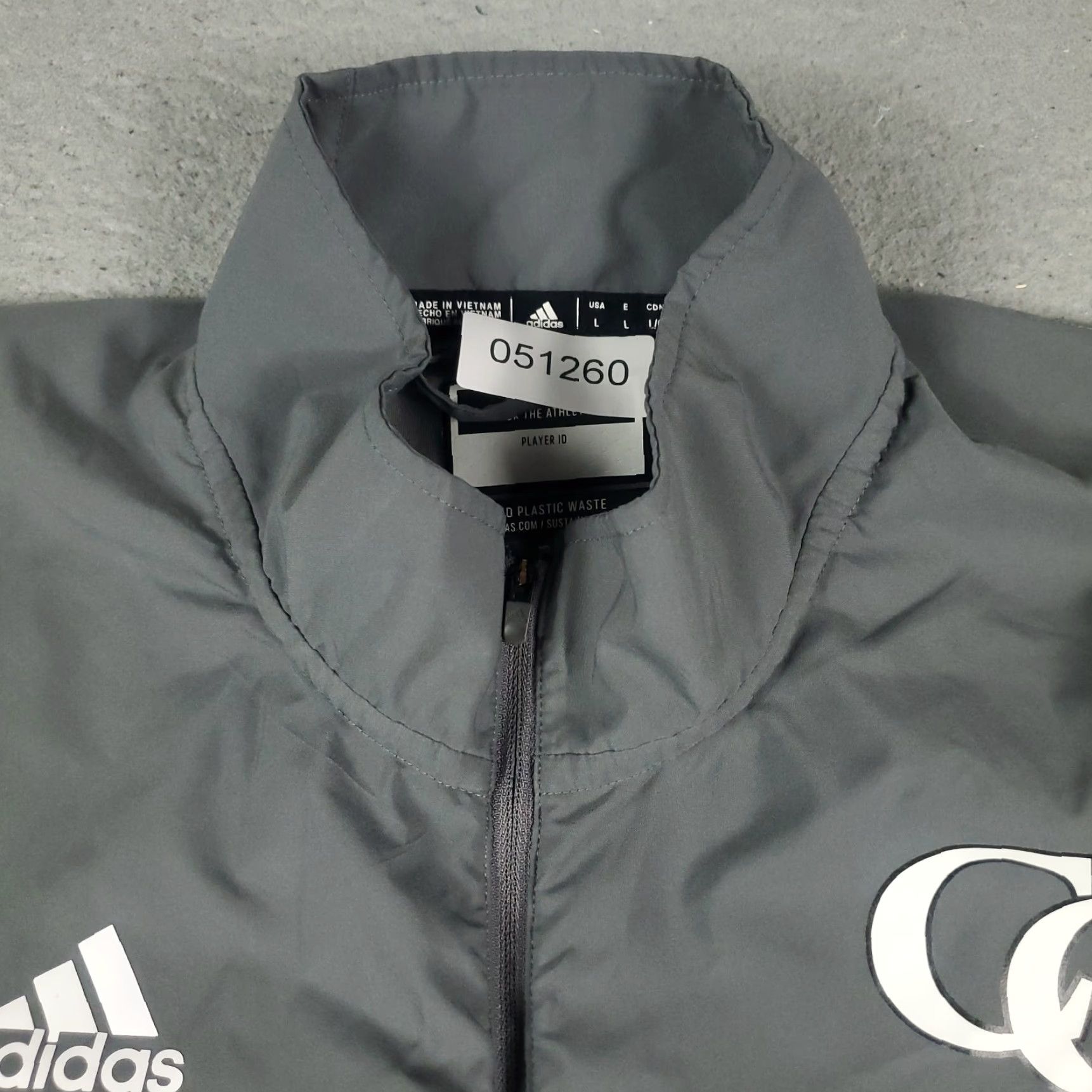 Adidas Adidas Jacket Mens Large Gray 1/2 Zip Pullover Windbreaker Short Sleeve Size US L / EU 52-54 / 3 - 3 Thumbnail