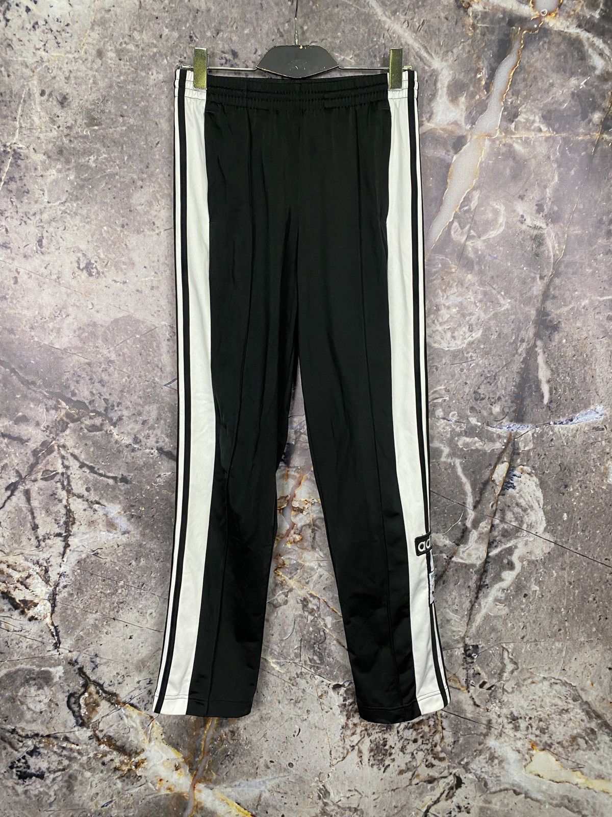 Adidas × Vintage Women’s Adidas The Brand With The Three Stripes Size 8 Size 30" / US 8 / IT 44 - 1 Thumbnail