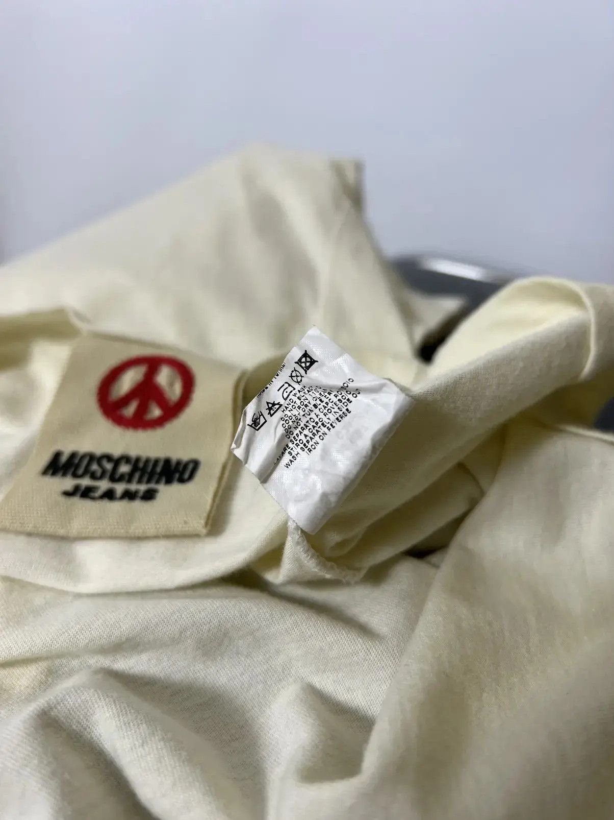 Designer × Moschino Moschino big logo print tee Size US L / EU 52-54 / 3 - 5 Thumbnail