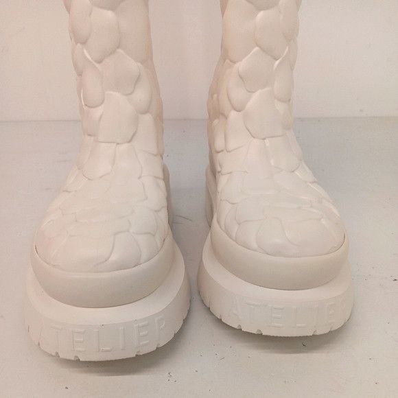 Valentino Valentino Garavani Ivory Rose Atelier Knee Hi Boots - EU36/6 Size US 6 / IT 36 - 4 Thumbnail
