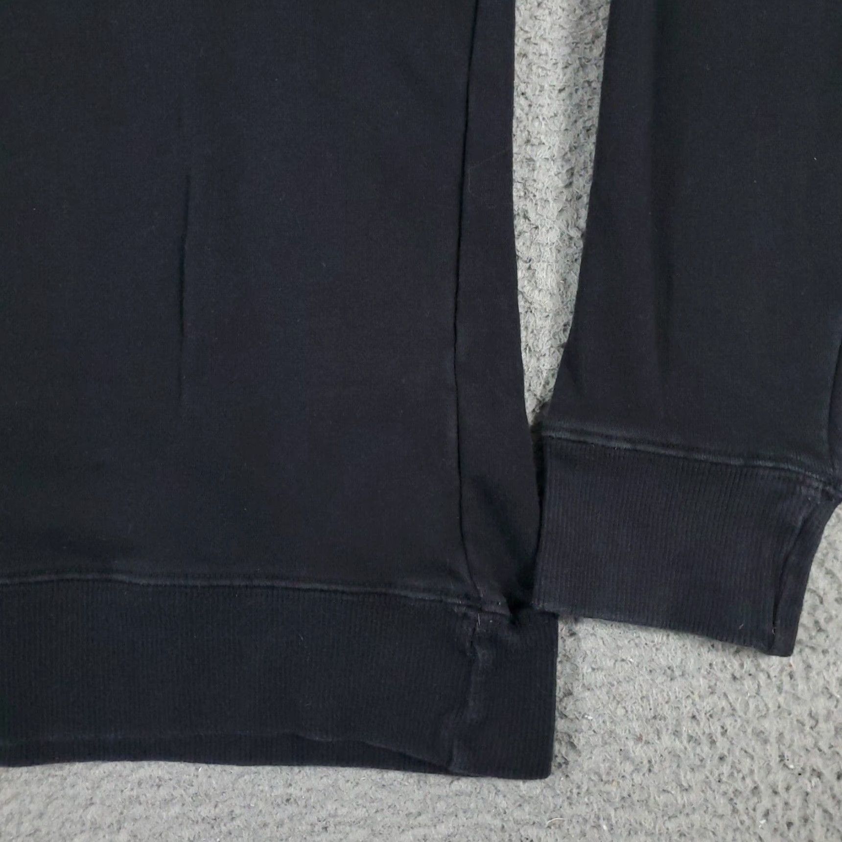 Champion Champion Pullover Sweater Mens Medium Black Crew Neck Long Sleeve Cotton Blend Size US M / EU 48-50 / 2 - 5 Thumbnail