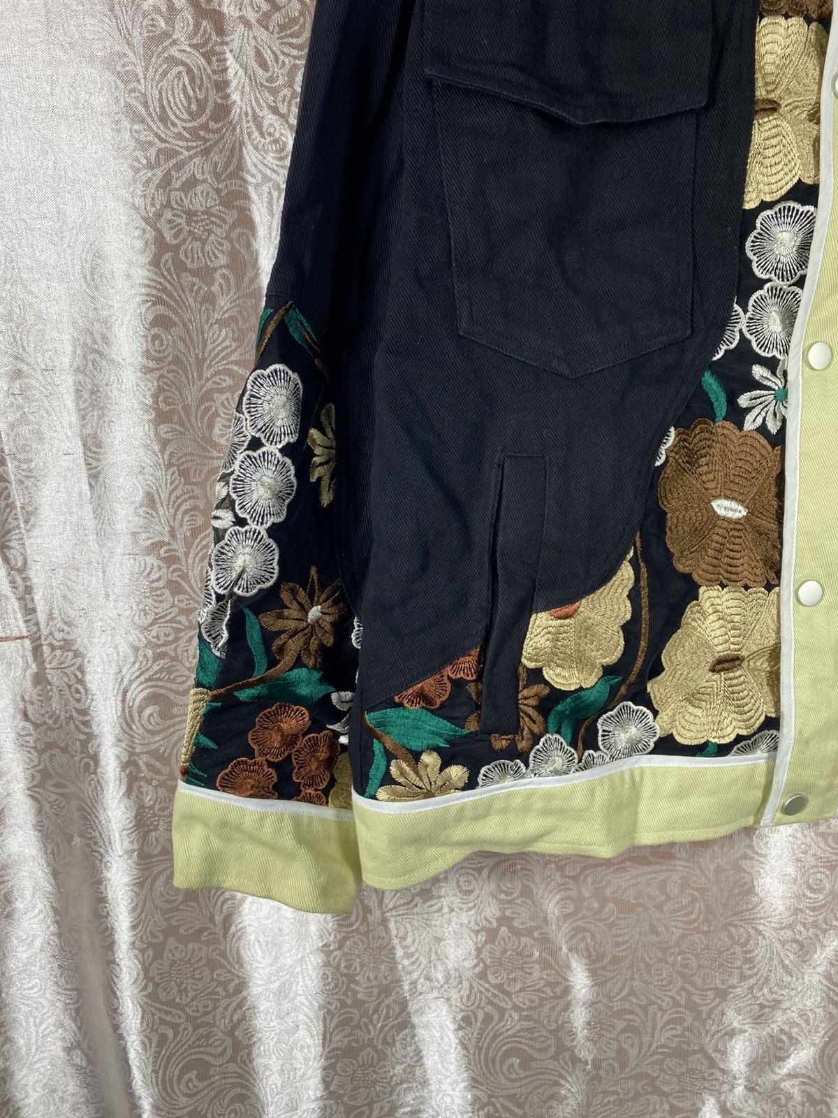 Japanese Brand Vintage Style Floral Patchwork Cropped Jacket Black Cotton Size US M / EU 48-50 / 2 - 9 Thumbnail