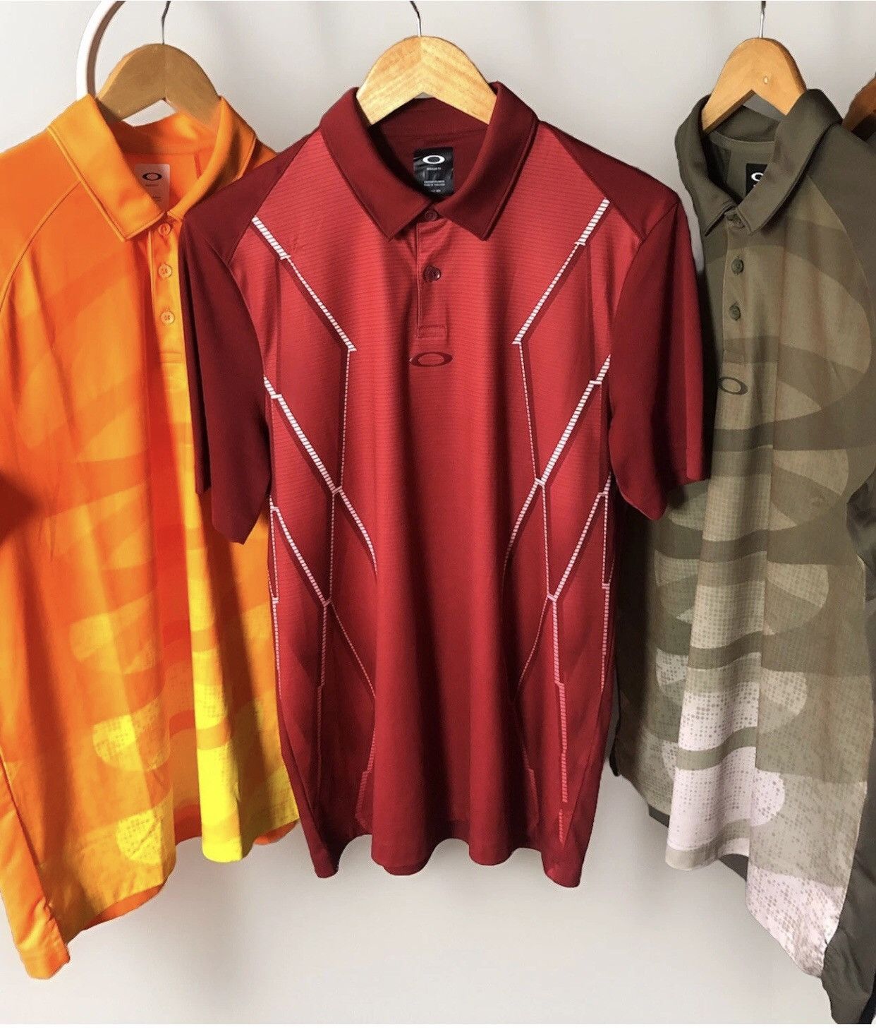 Oakley Oakley Red Oakley Polo Shirt Size M Regular Fit Sportswear Size US M / EU 48-50 / 2 - 2 Thumbnail