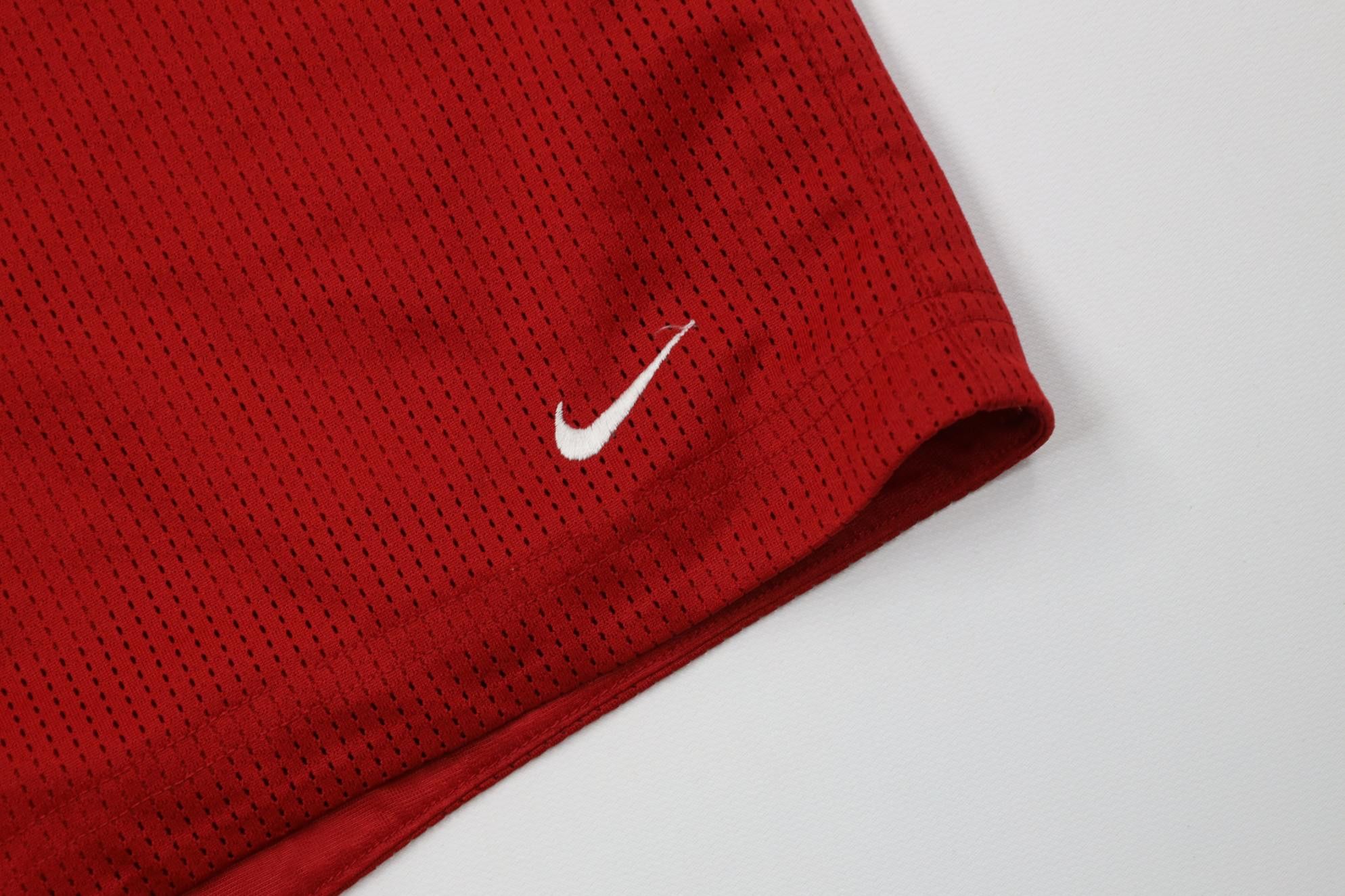 Nike Vintage Y2K Nike Mini Swoosh Mesh Basketball Shorts Red Size US 34 / EU 50 - 5 Thumbnail