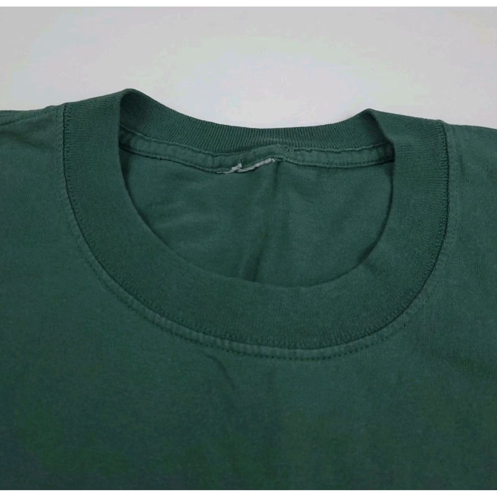 Needles VINTAGE Sew Kindness Stitched Embroidered Shirt USA Art 90s T Needle Thread Used Size US XL / EU 56 / 4 - 4 Thumbnail