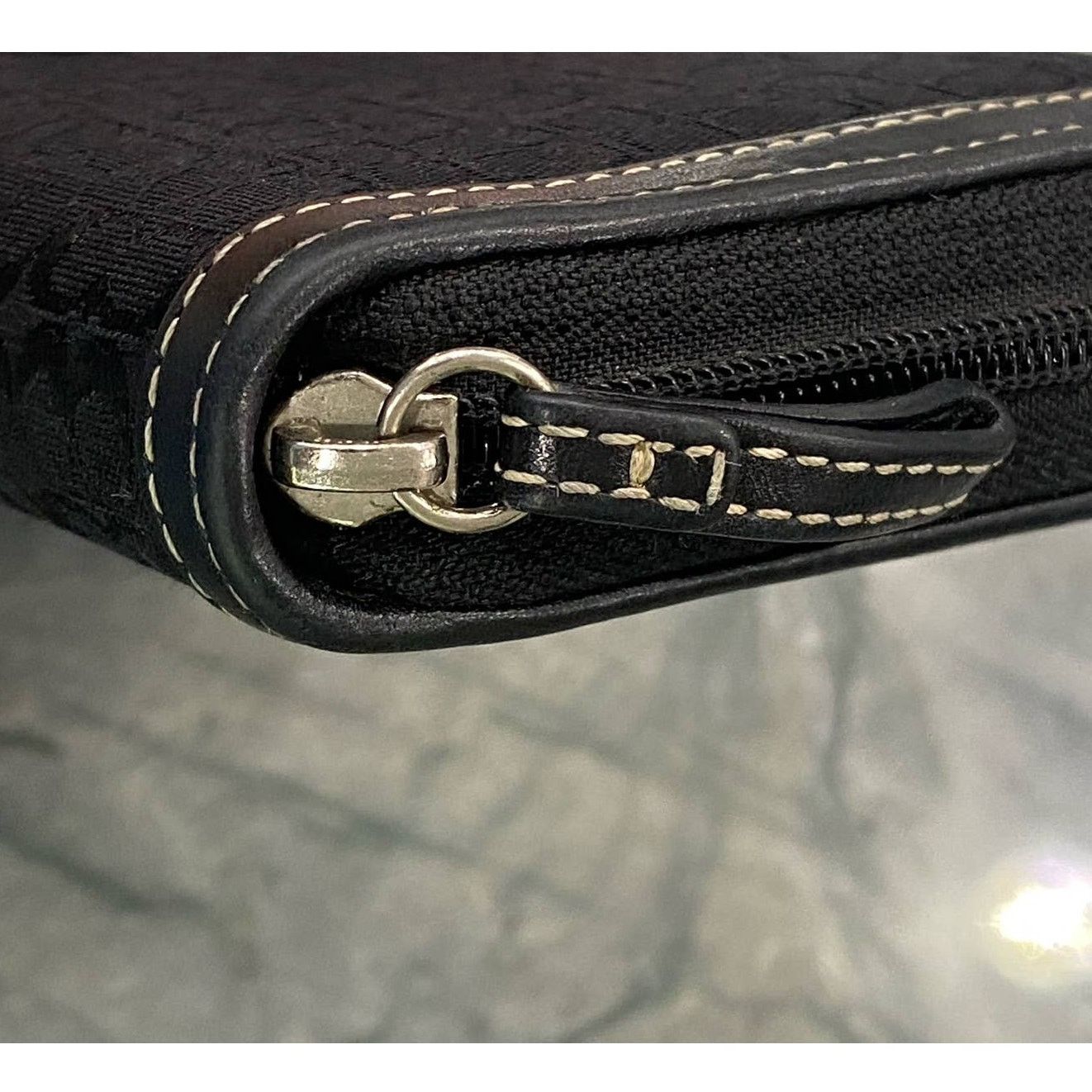 Coach EUC COACH LONG BLACK SIGNATURE WALLET Size ONE SIZE - 10 Thumbnail