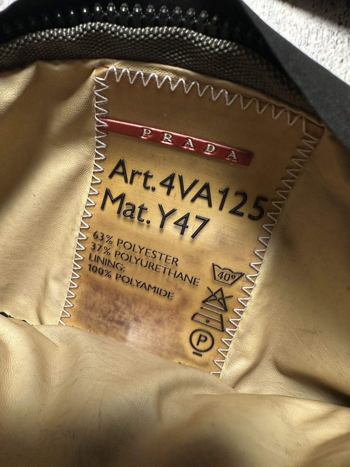 Prada Vintage Prada 90's Nylon Belt Bag Archive Red Tab Gorpcore Size ONE SIZE - 17 Thumbnail
