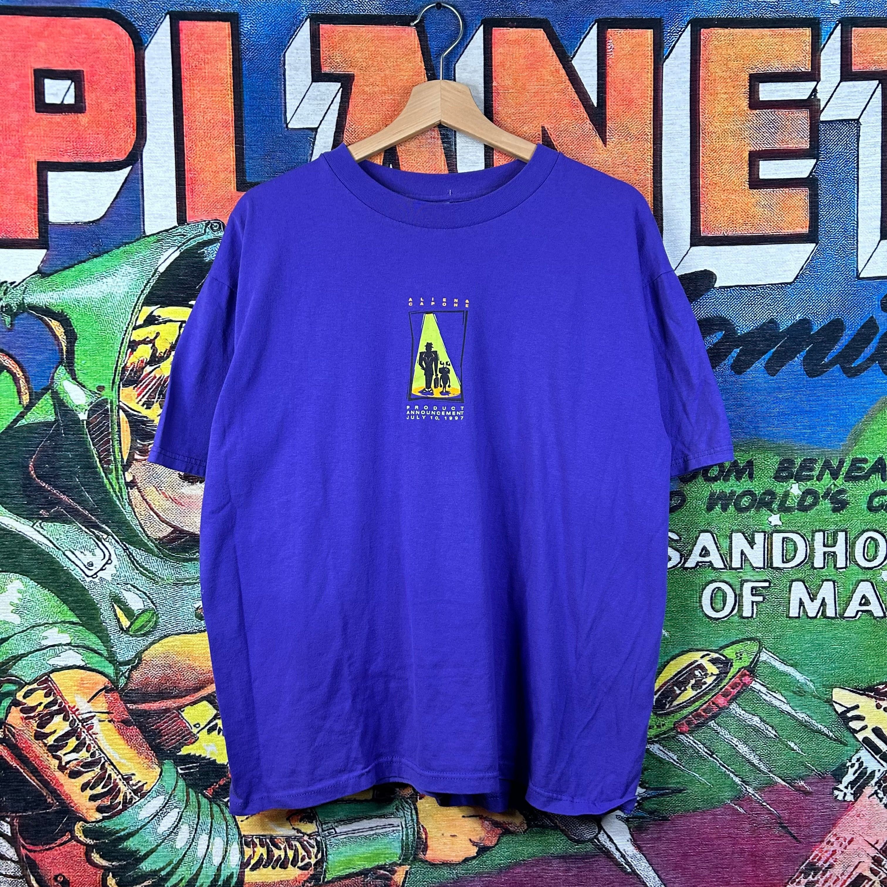 Vintage Vintage 90s Alien and Capone Tee Size Large Size US L / EU 52-54 / 3 - 1 Thumbnail