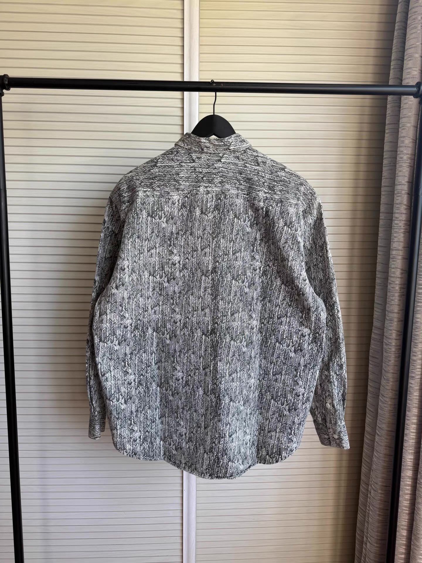 Wood Wood WOOD WOOD Printed Denim Shirt Jacket Q17 Size US L / EU 52-54 / 3 - 2 Thumbnail