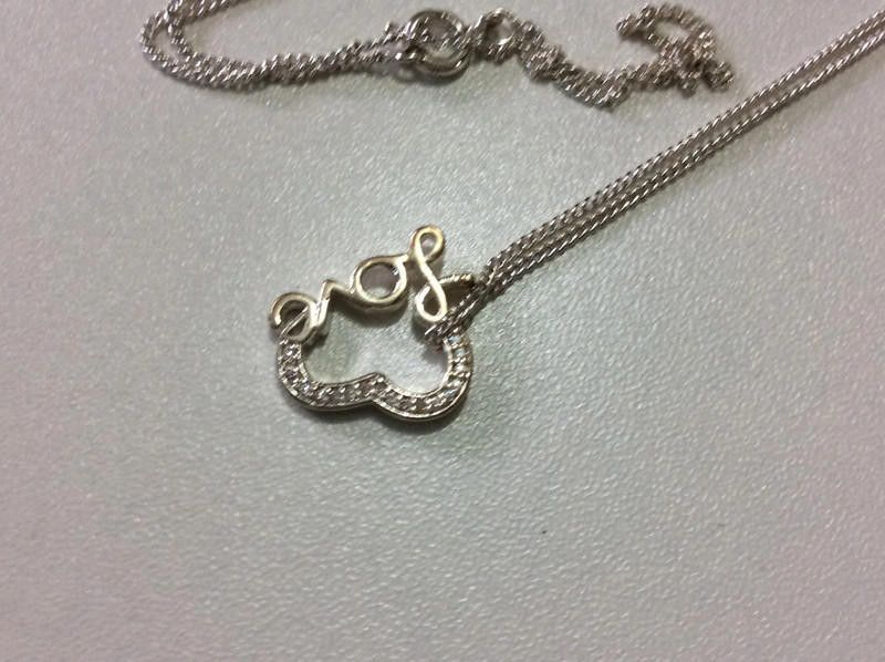 Designer Love heart ladies Silver Daimond Necklace Size ONE SIZE - 2 Thumbnail