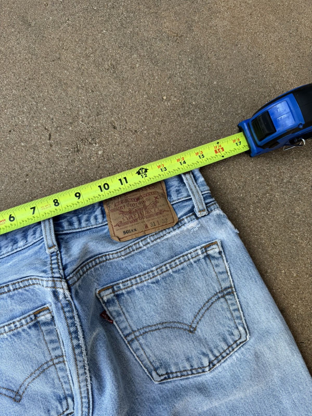 Levi's × Vintage Vintage 90’s Levi’s 501xx Buttonfly Straight Leg Jeans 29x28 Size US 29 - 10 Thumbnail