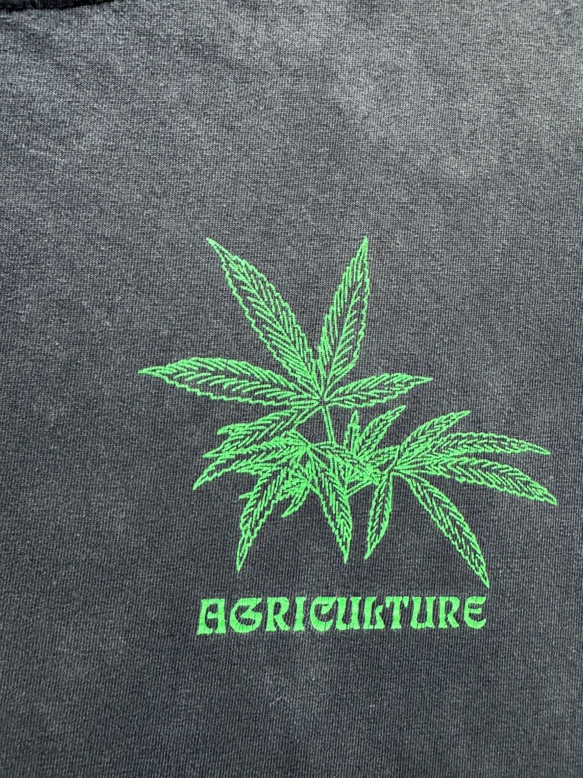 Vintage ‘00s Y2K Agriculture Ass Kickin Marijuana Tee Shirt Humor Size US M / EU 48-50 / 2 - 5 Thumbnail