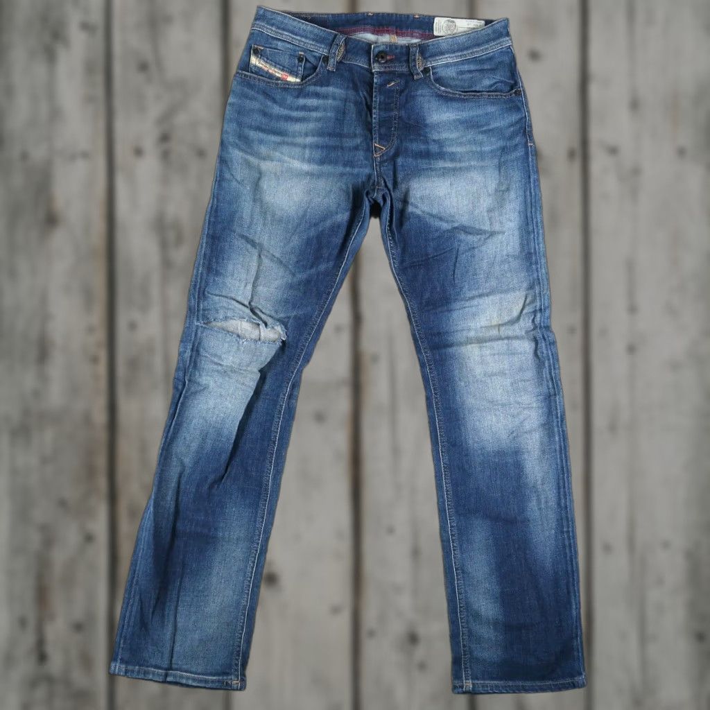 Diesel VINTAGE Diesel Waykee Jeans Mens 29x32 Regular Straight Fit Button Fly Denim Blue 5-Pocket Design Mens Jeans Size US 29 - 1 Thumbnail