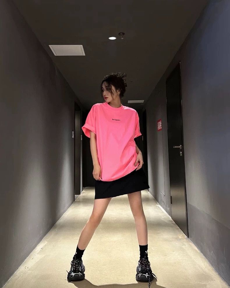 Balenciaga Balenciaga Pink embroidered monogrammed short sleeve Size US L / EU 52-54 / 3 - 9 Thumbnail