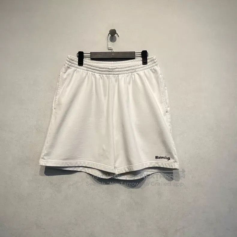 Balenciaga Balenciaga Size S White double B logo shorts Size US 27 - 1 Thumbnail