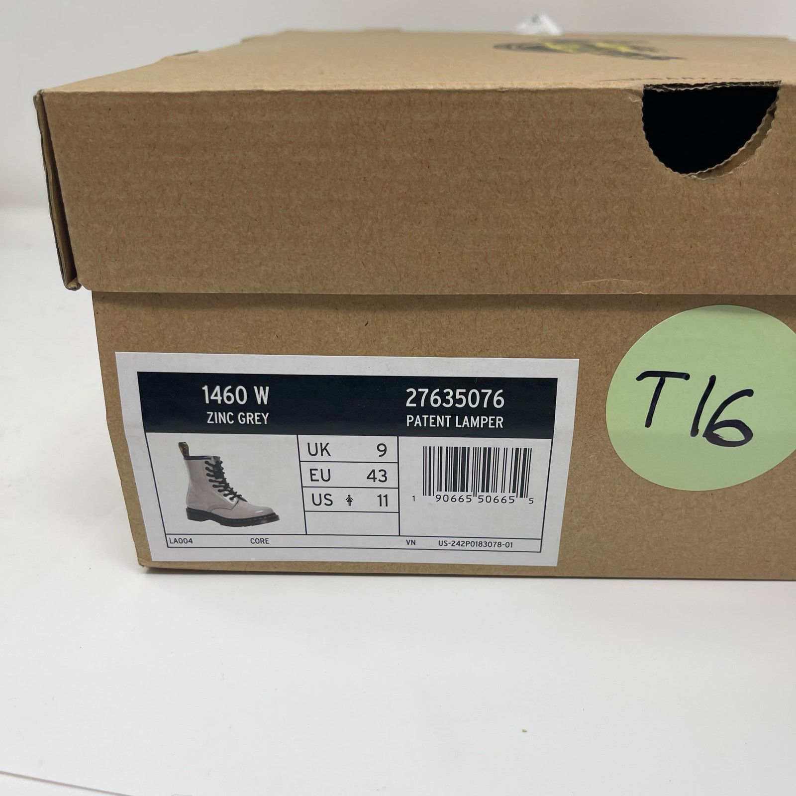 Dr. Martens Dr. Martens 1460 Patent Leather Lace Up Boots Zink Grey 11 Size US 11 / IT 41 - 7 Thumbnail
