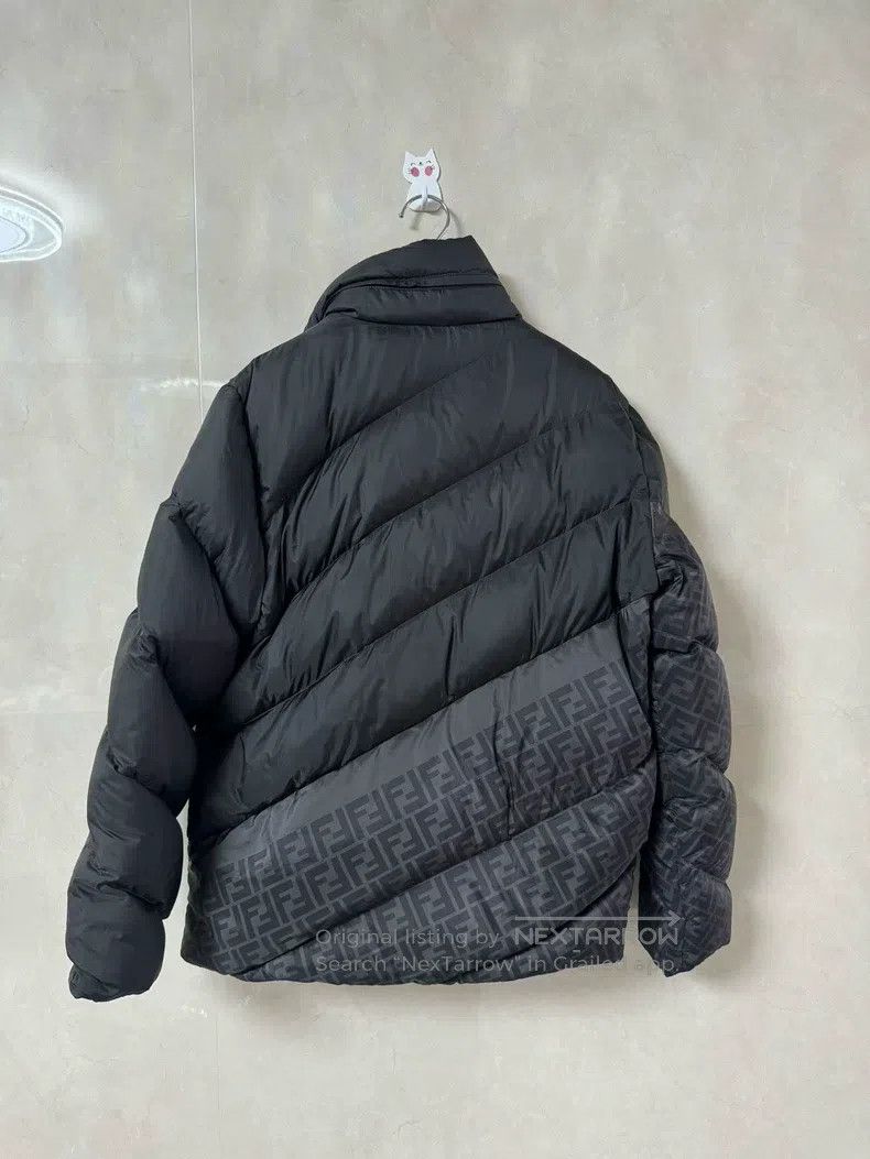 Fendi Fendi Oversized High-Neck Patchwork Zip-Up Long-Sleeve Jac Size US S / EU 44-46 / 1 - 2 Thumbnail