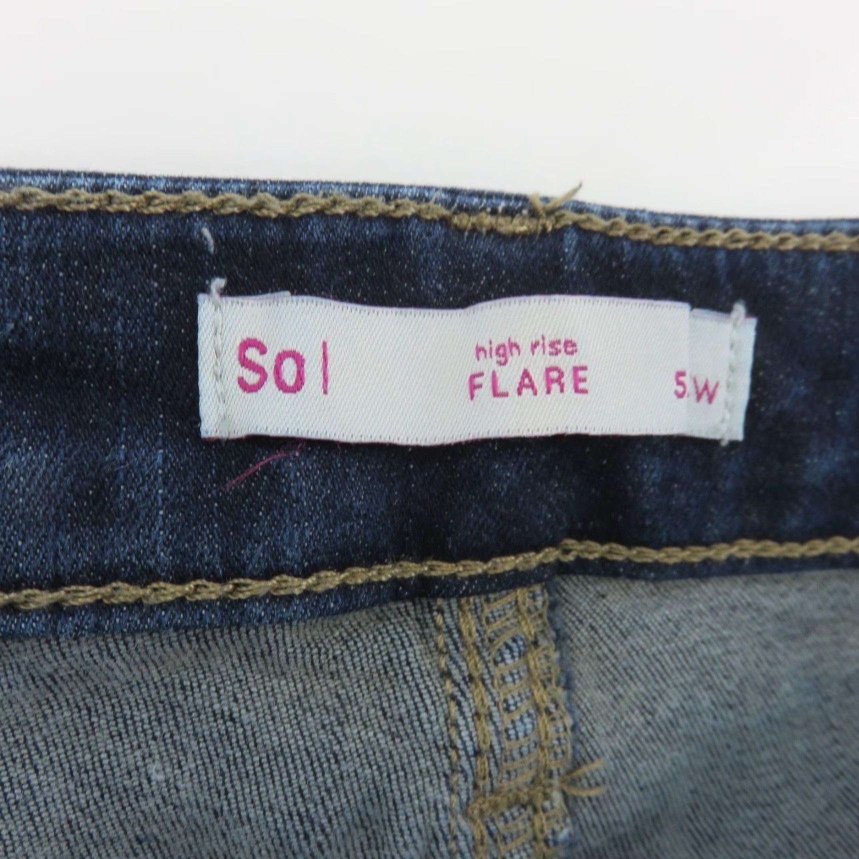 Vintage **SO Juniors Women 5 High Rise Flare Dark Blue Denim Jeans Pockets** User: **SO Juniors Women 5 High Rise Flare Blue Denim Jeans Pockets** Size 27" / US 4 / IT 40 - 6 Thumbnail