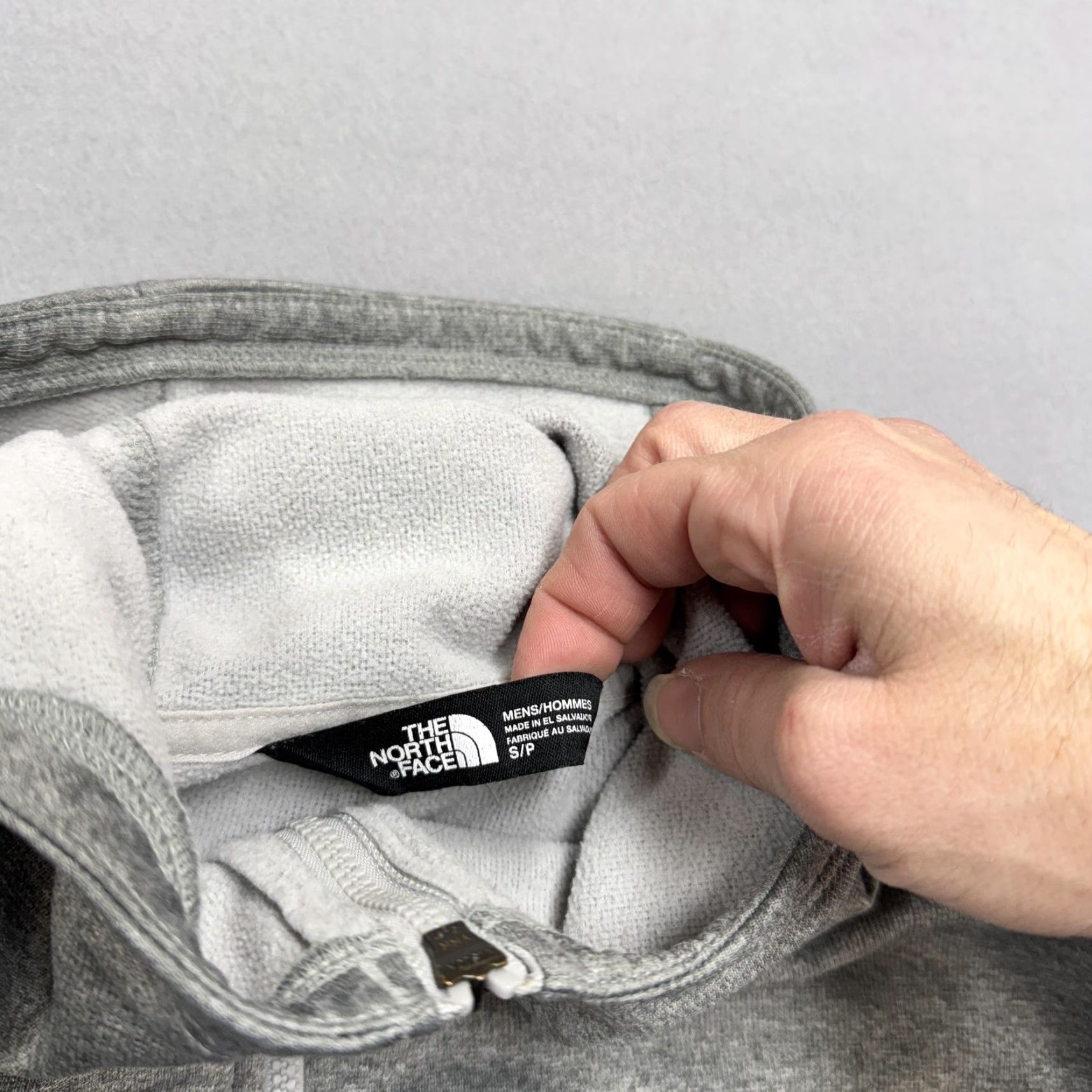 The North Face The North Face Jacket Mens Small Gray Full Zip Hooded Soft Shell Outdoor Size US S / EU 44-46 / 1 - 3 Thumbnail