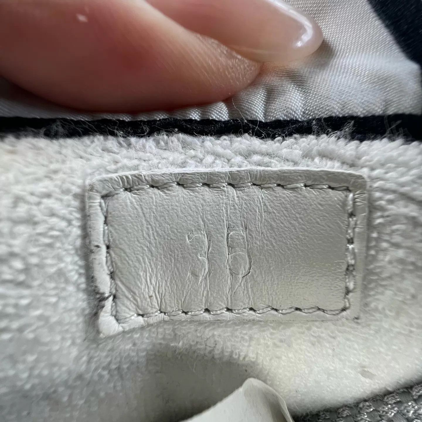 Gucci Gucci Rhyton women's White/Gray Crystal Size 35 Size US 4.5 / IT 34.5 - 8 Thumbnail