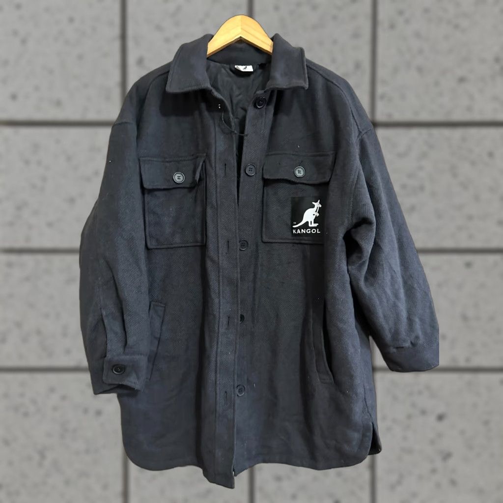 Kangol Kangol x H&M Shacket Oversize Shirt Jacket Size S Charcoal Gray Mens Shirt Jacket Shacket Kangol x H&M Brand Kangol x H&M Shacket Size US M / EU 48-50 / 2 - 1 Thumbnail