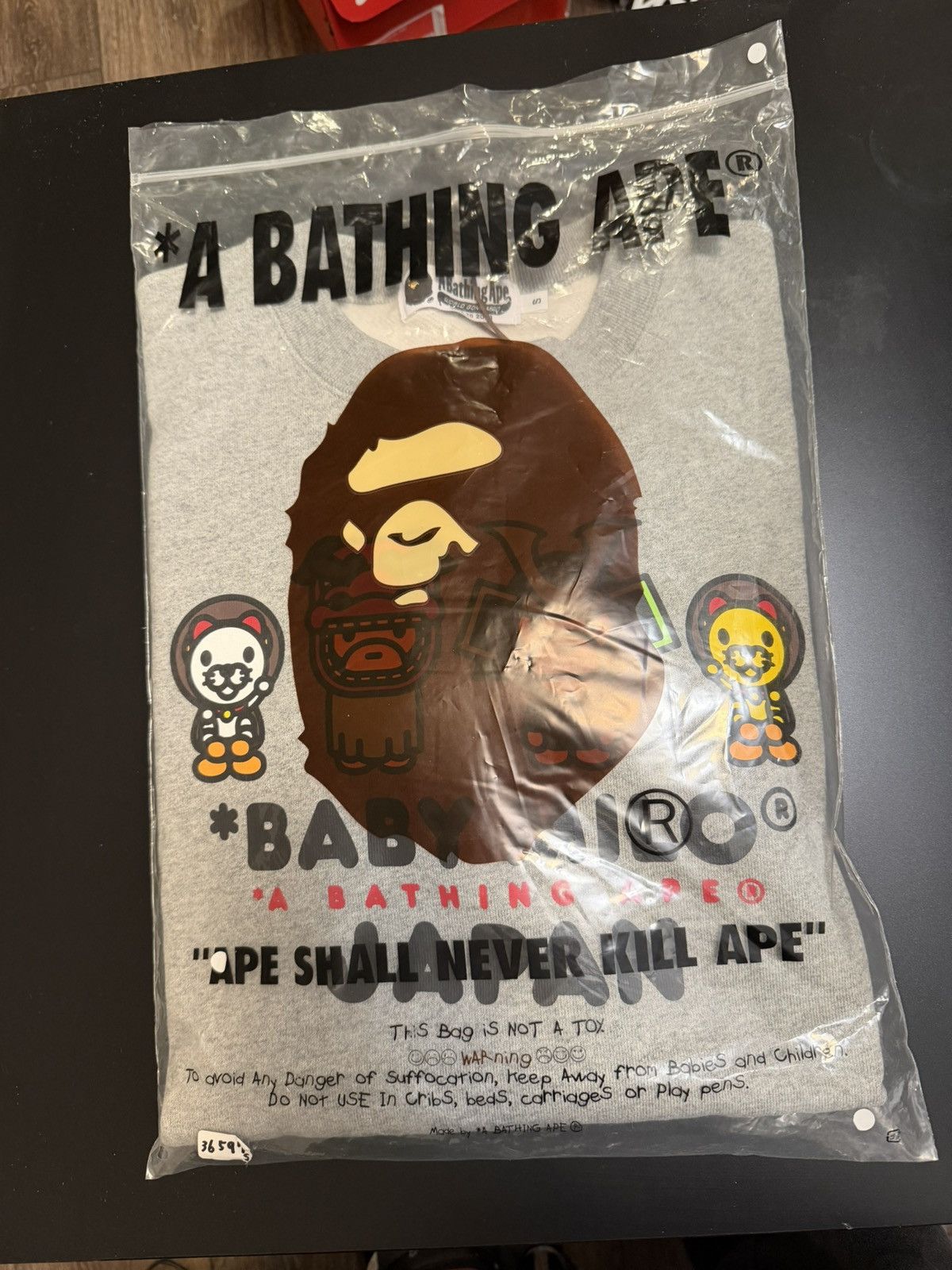 Bape New Bape A Bathing Ape Baby Milo Japan size Small Grey Size US S / EU 44-46 / 1 - 2 Thumbnail