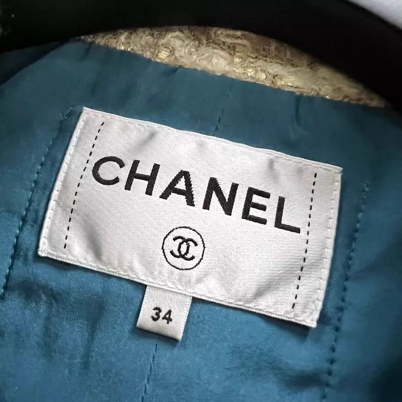 Chanel Chanel Egypt Series Golden Glittering St. Cheetle Button ja Size XXS / US 00 / IT 34 - 4 Thumbnail