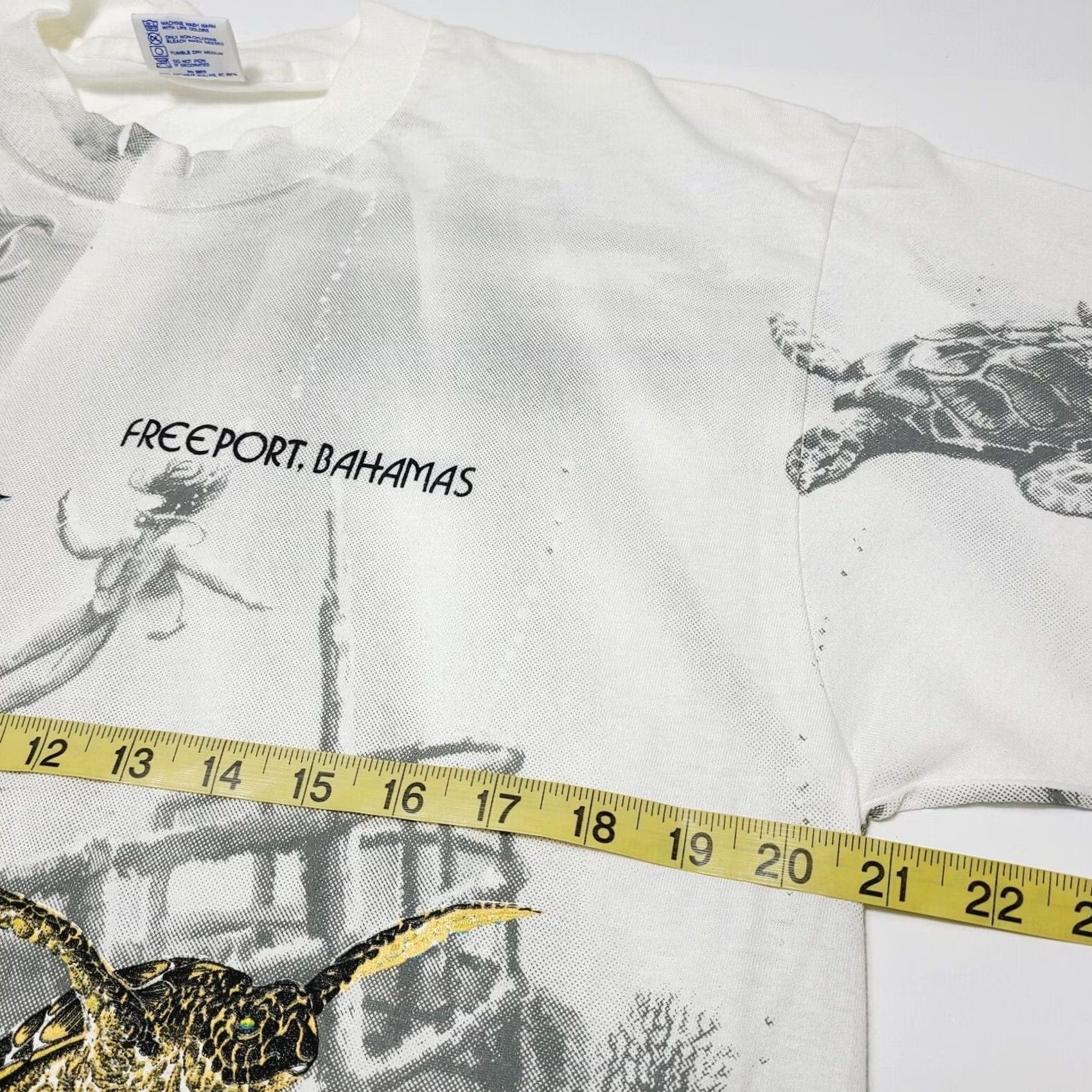 Anvil VINTAGE Underwater Ocean T-Shirt AOP Marine Stitch 90s Hanes Beefy-T Mens Size L White Crew Neck Short Sleeve Graphics 90s Mens Size US L / EU 52-54 / 3 - 6 Thumbnail
