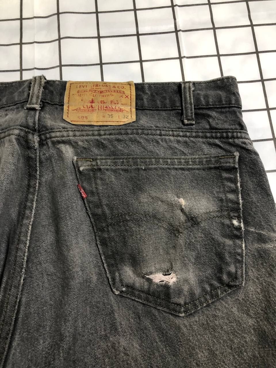 Levi's Vintage 90s Levis 505 Denim Jeans Made in USA Size US 36 / EU 52 - 18 Thumbnail