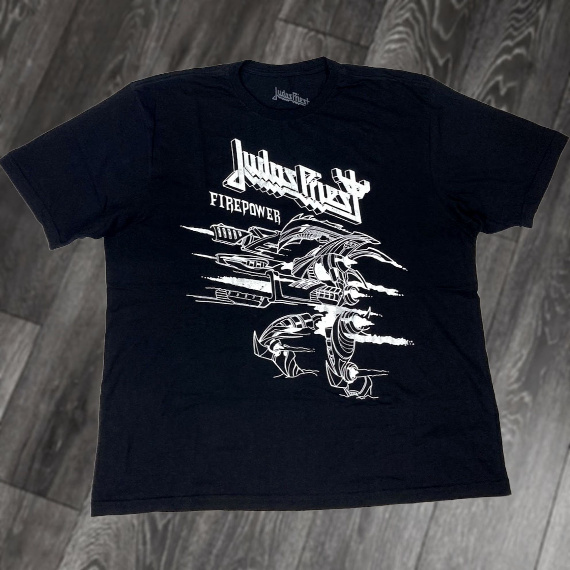 Vintage VINTAGE Judas Priest Firepower Graphic T-shirt Men XXL Black Short Sleeve Music Size US XXL / EU 58 / 5 - 1 Thumbnail